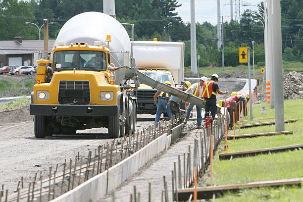 Best Concrete Sidewalk Installation  in Vamo, FL