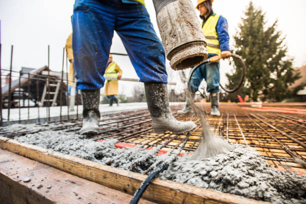 Best Concrete Patio Contractor  in Vamo, FL